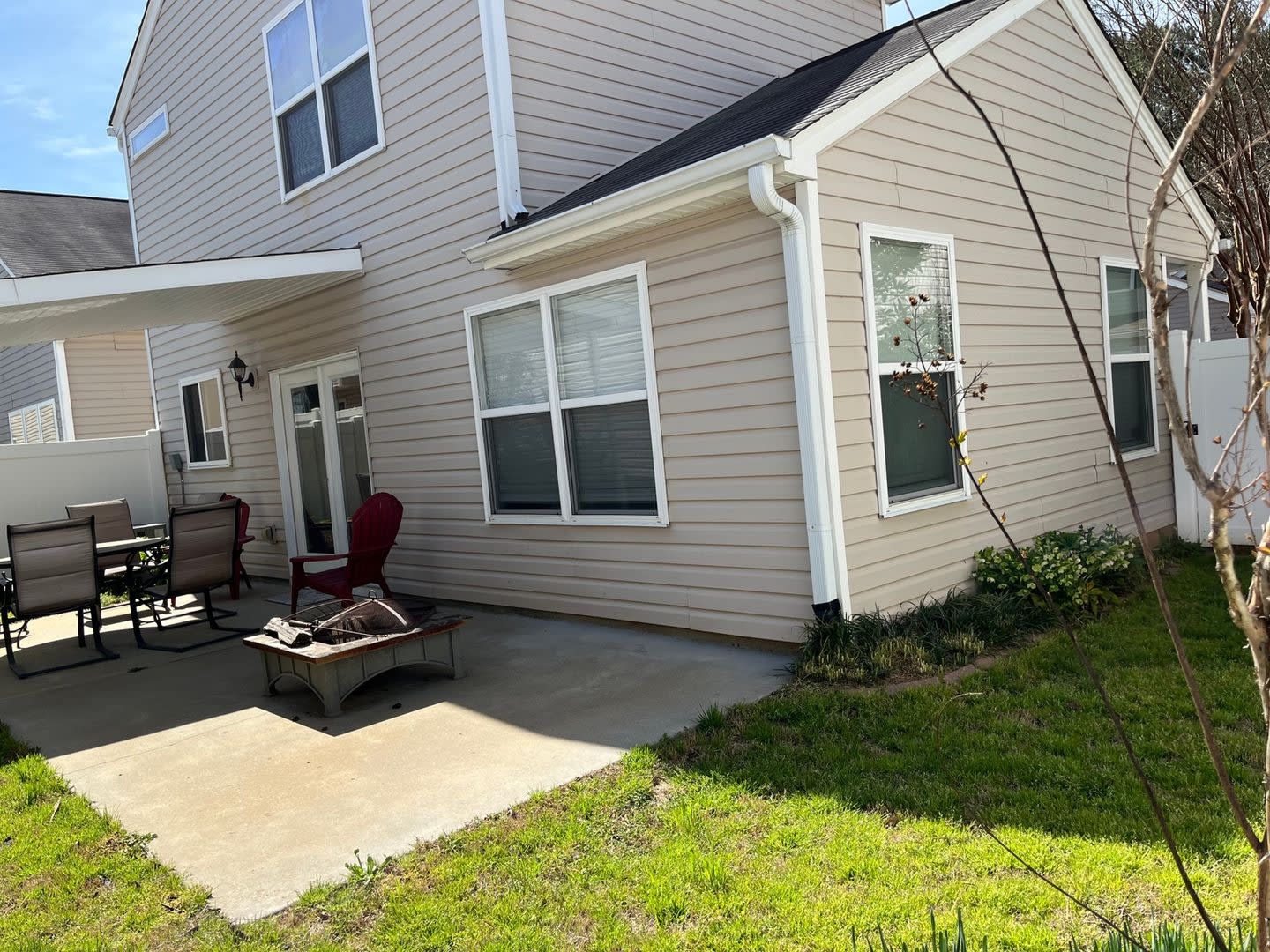 2 Bedroom Single Family Home in Woodstock – photo 3