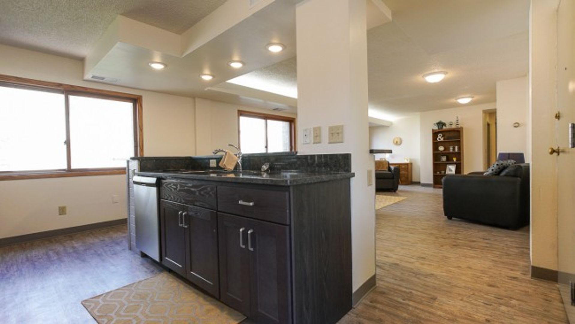 505 North Carroll Street – photo 1