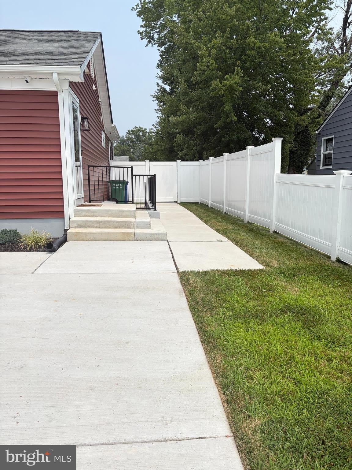 143 Bannister Avenue – photo 3