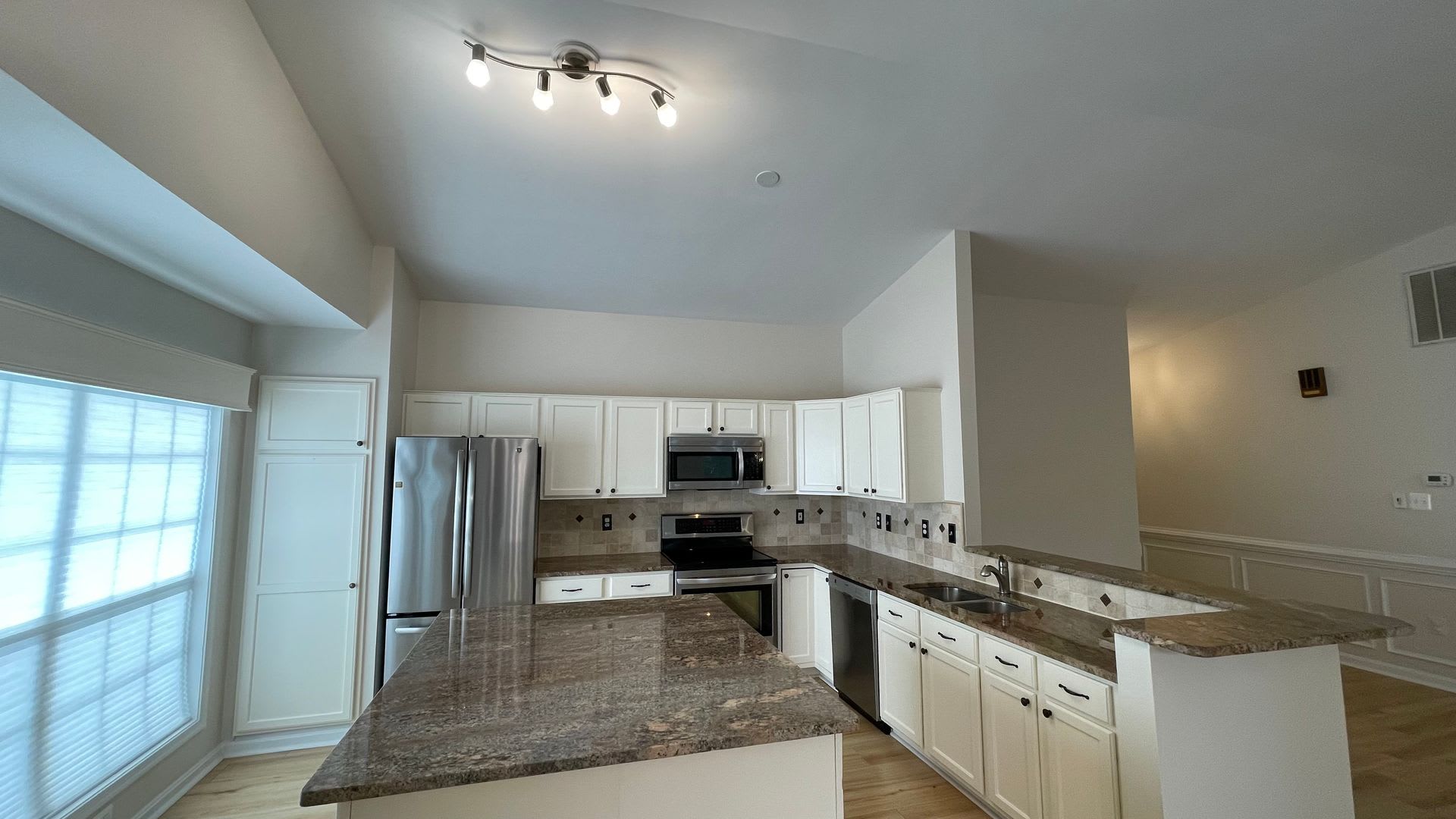 4 Bedroom Rambler in N. Stafford – photo 5