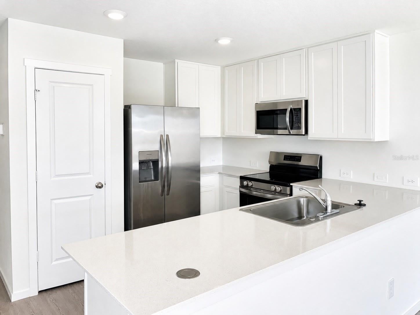 3448 Rover Road – photo 4