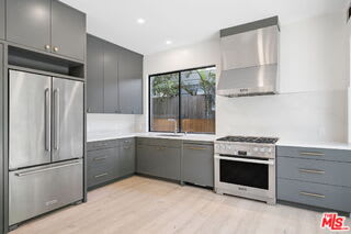 633 Palms Boulevard – photo 5