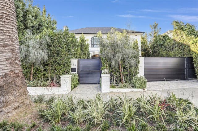 725 North Doheny Drive – photo 5