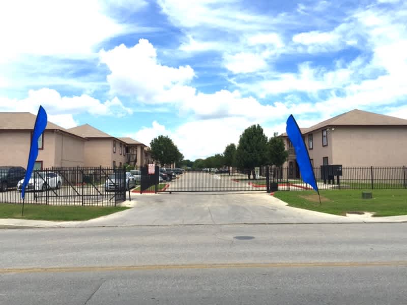 Palm Tree Apartments – photo 3