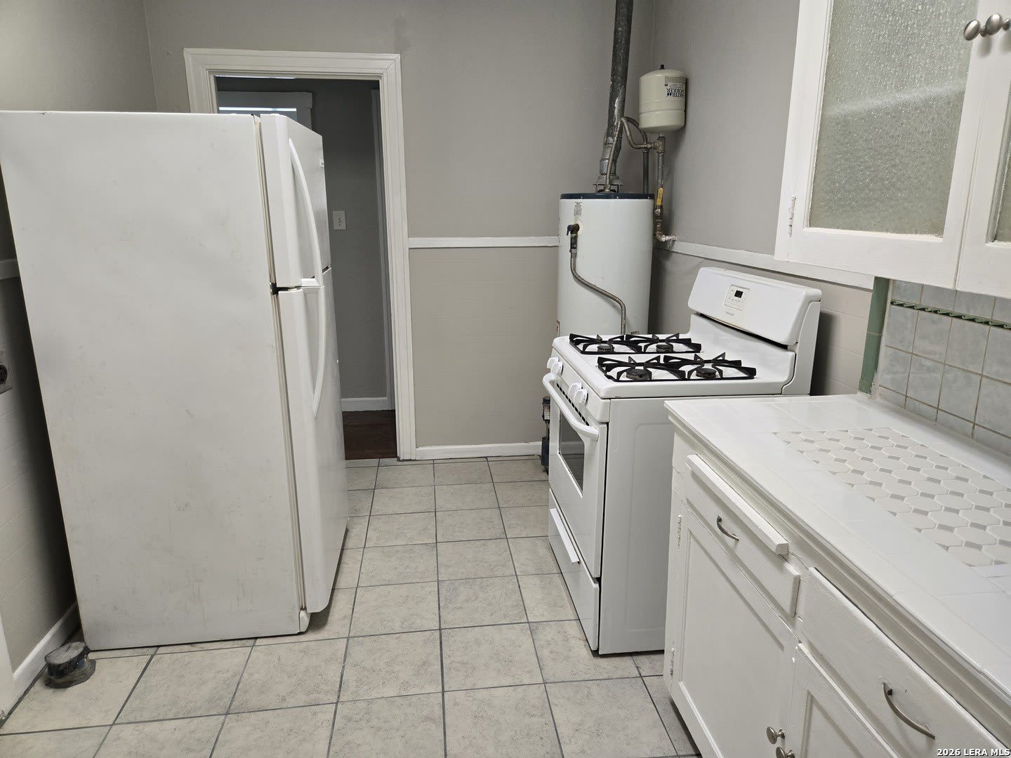 2236 N Interstate 35 – photo 2