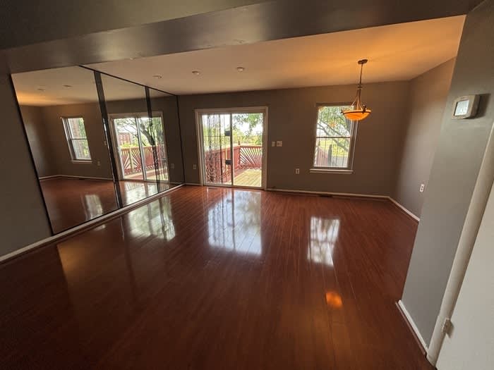 823 Showell Court – photo 1