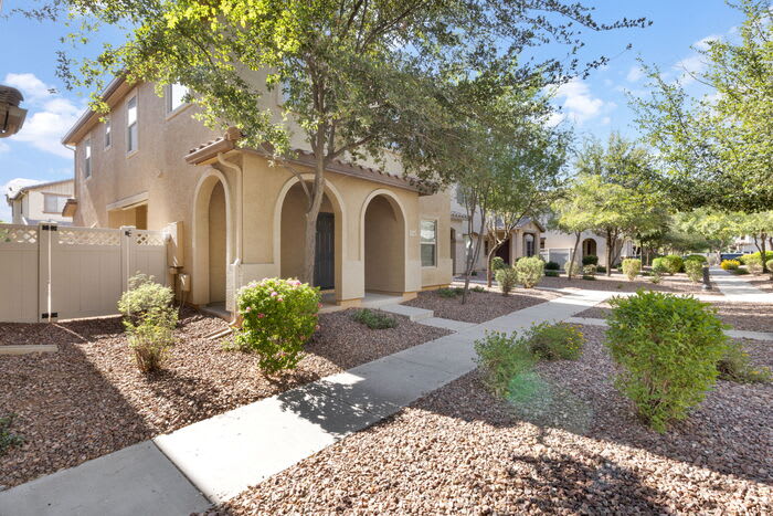 946 South Hawk Lane – photo 2