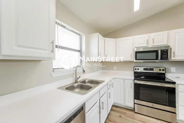 2806 58th Street West – photo 5