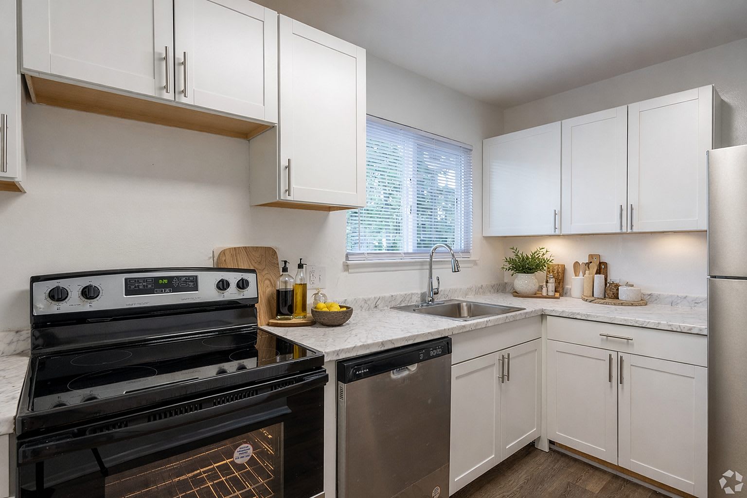 Forest Pine Apartments – photo 2