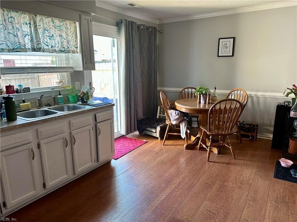4658 Merrimac Lane – photo 3