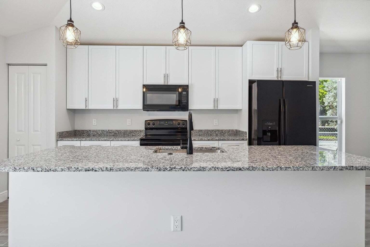 1132 11th Street – photo 4