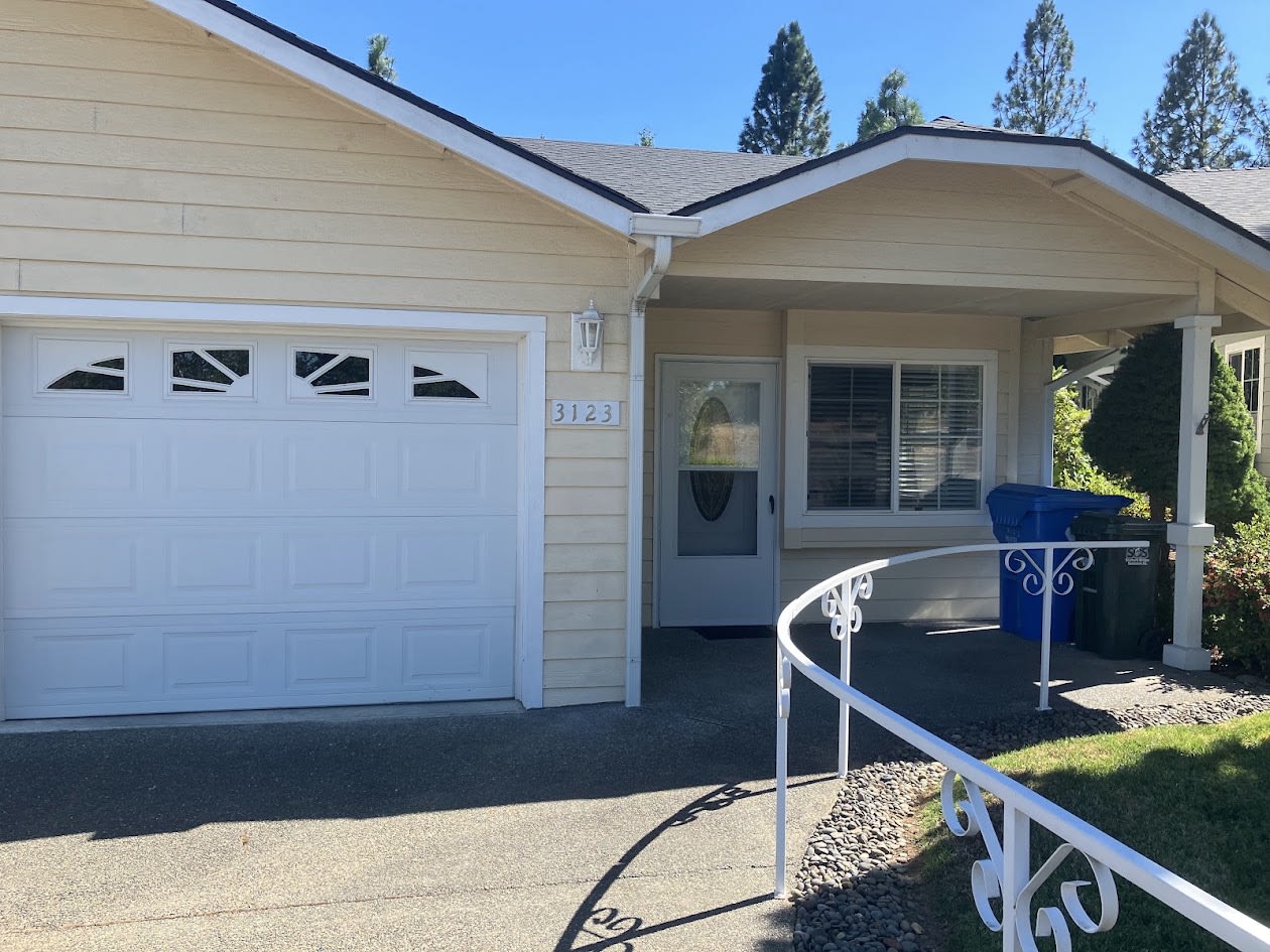 3123 Southwest University Road – photo 1
