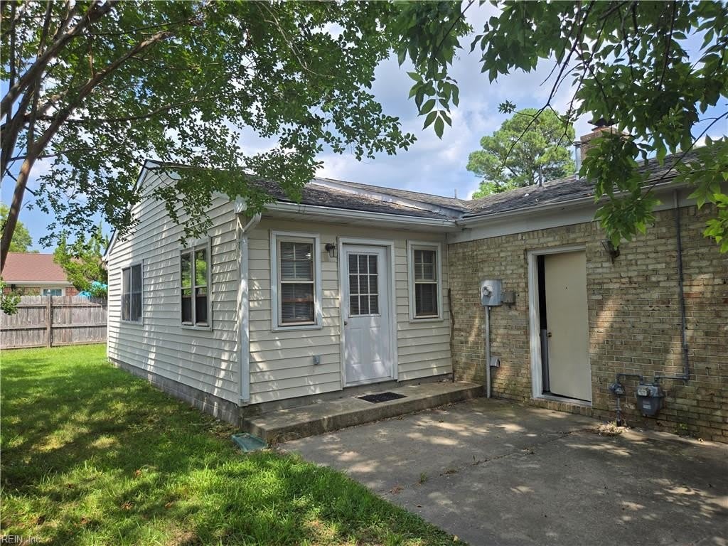 844 Lord Leighton Dr – photo 4
