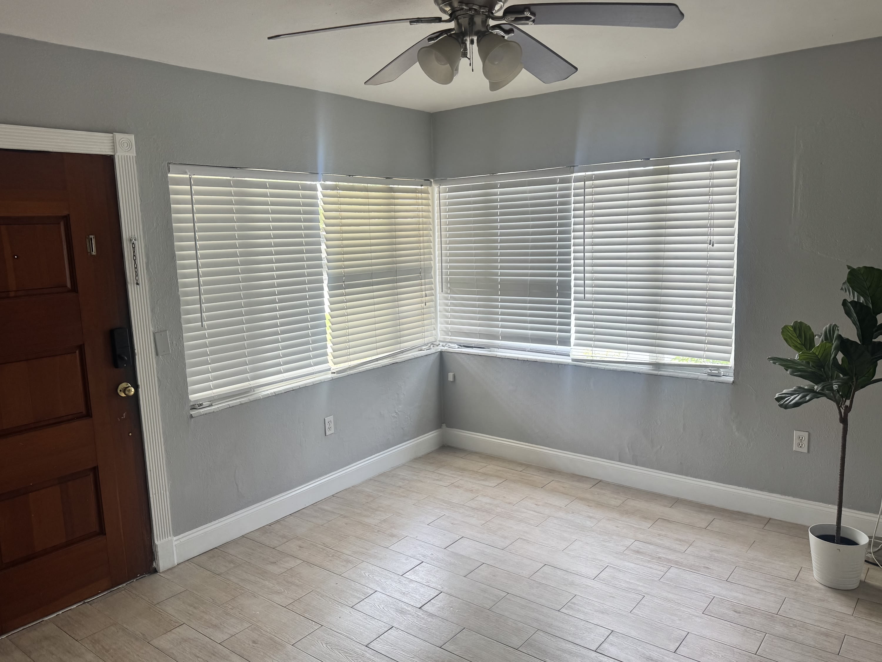1022 West Alfred Street – photo 3