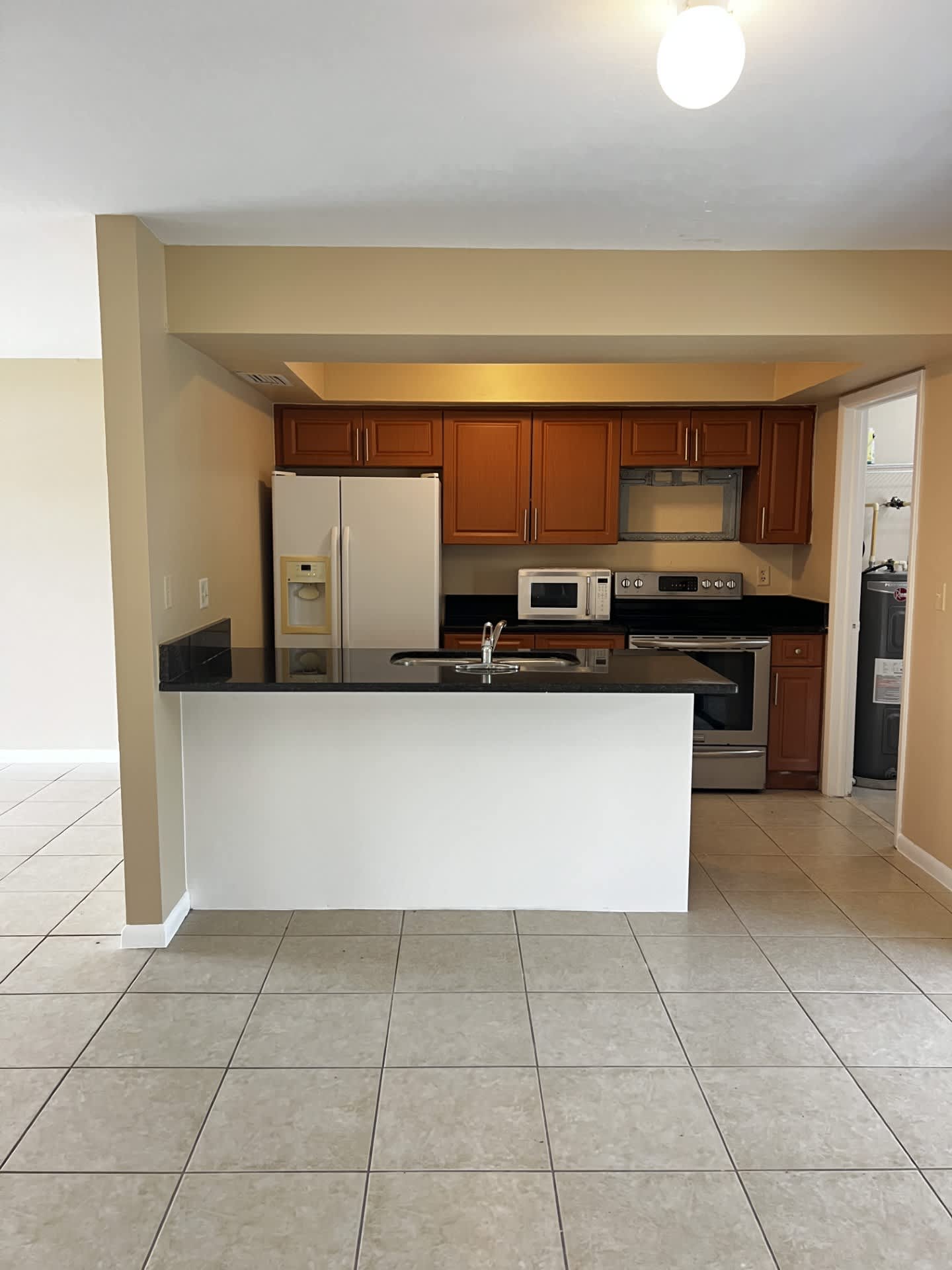 1807 Southwest 1st Avenue- A – photo 3
