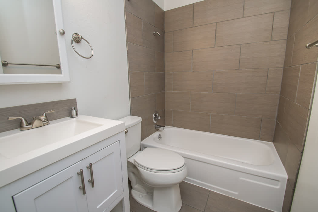 The Vantage Apartments – photo 4