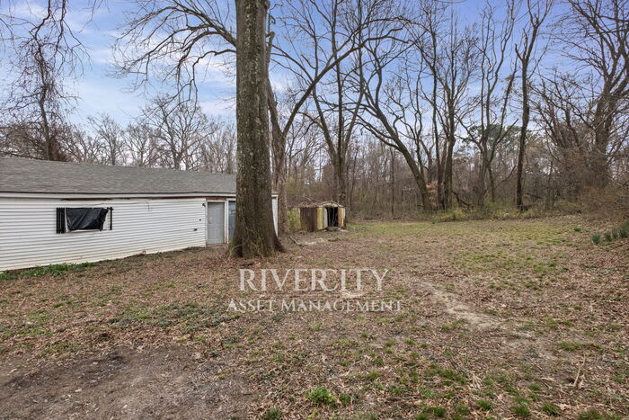 2185 Slocum Avenue – photo 3