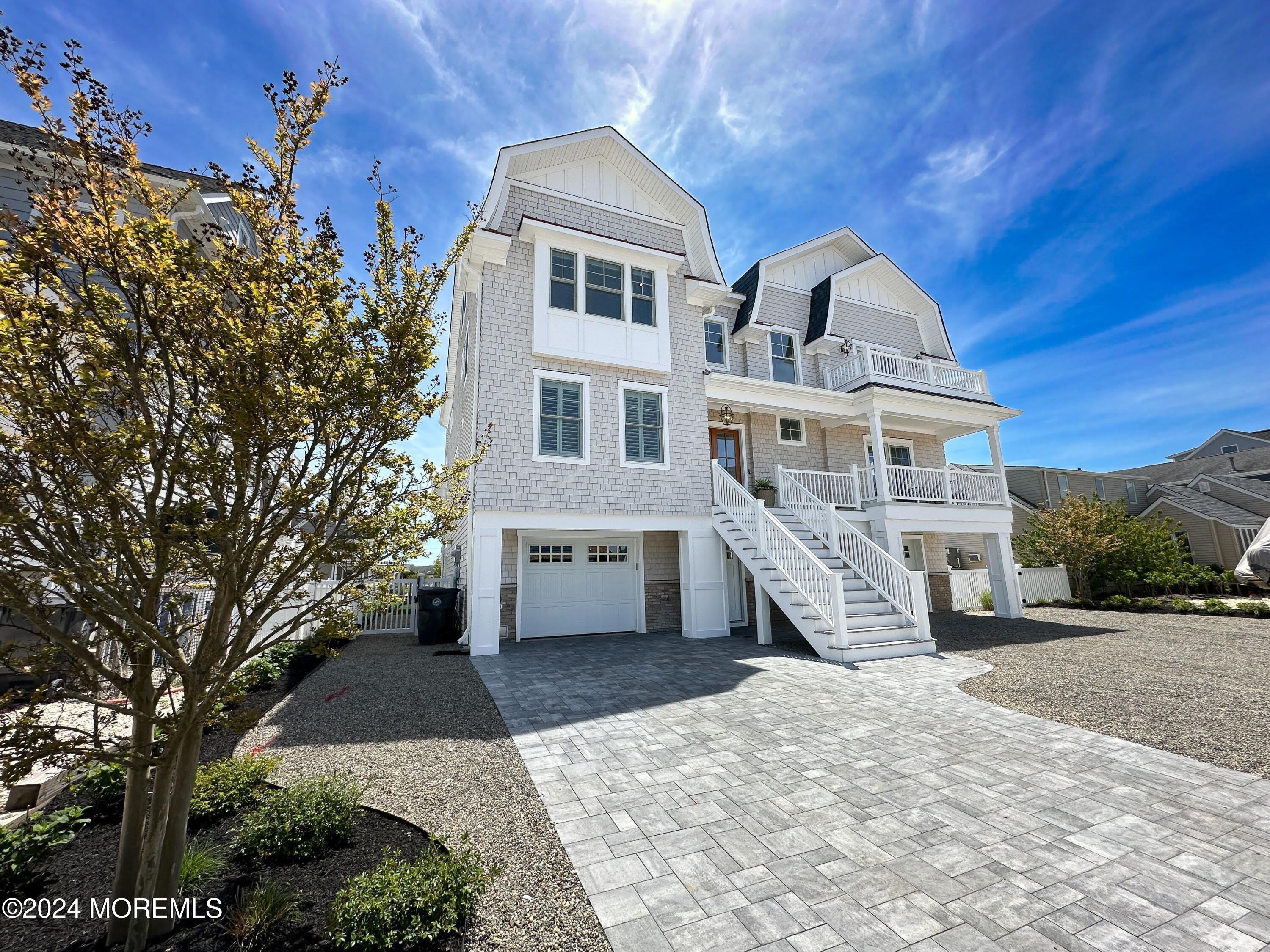 520 Normandy Drive – photo 2