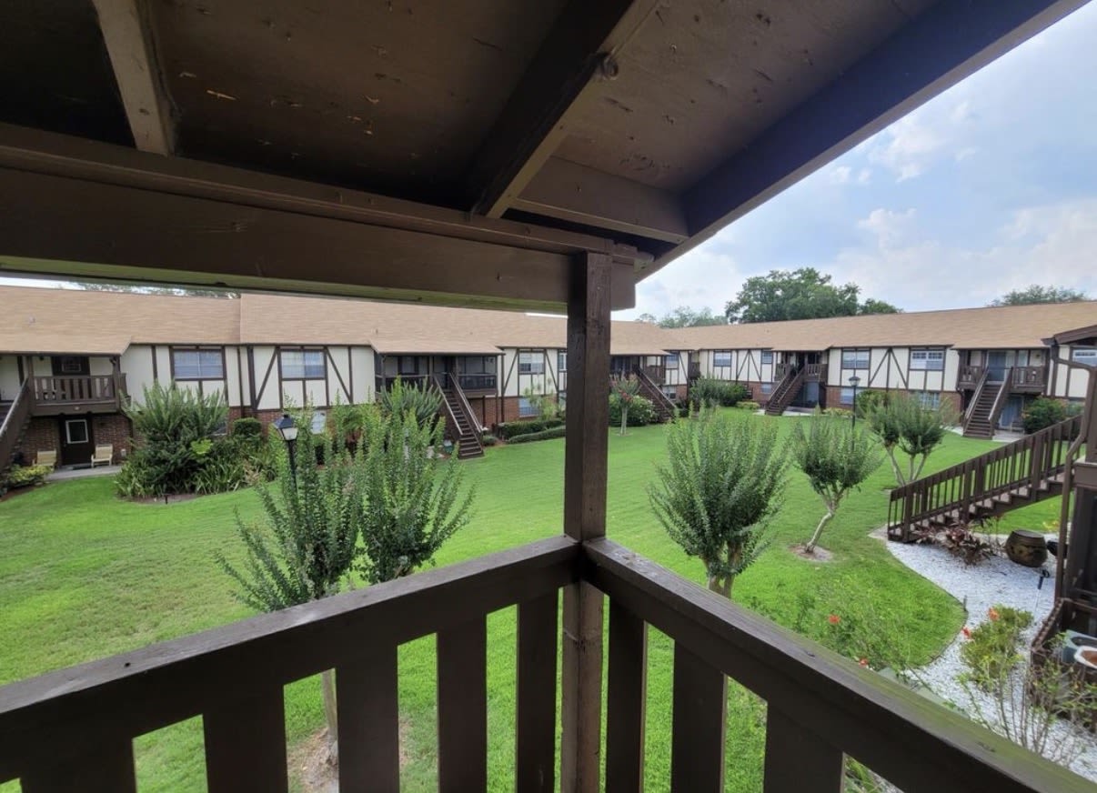 5329 Hansel Avenue – photo 3