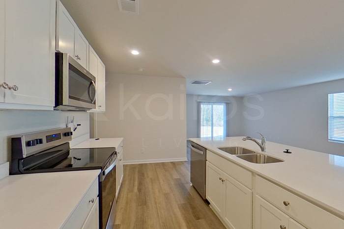 118 Overstreet Way – photo 3