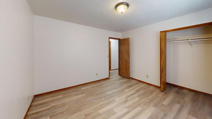 1100 Pleasant Street – photo 5