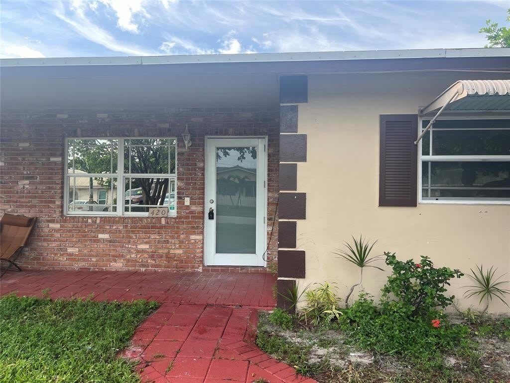 420 SE 13th Drive – photo 2