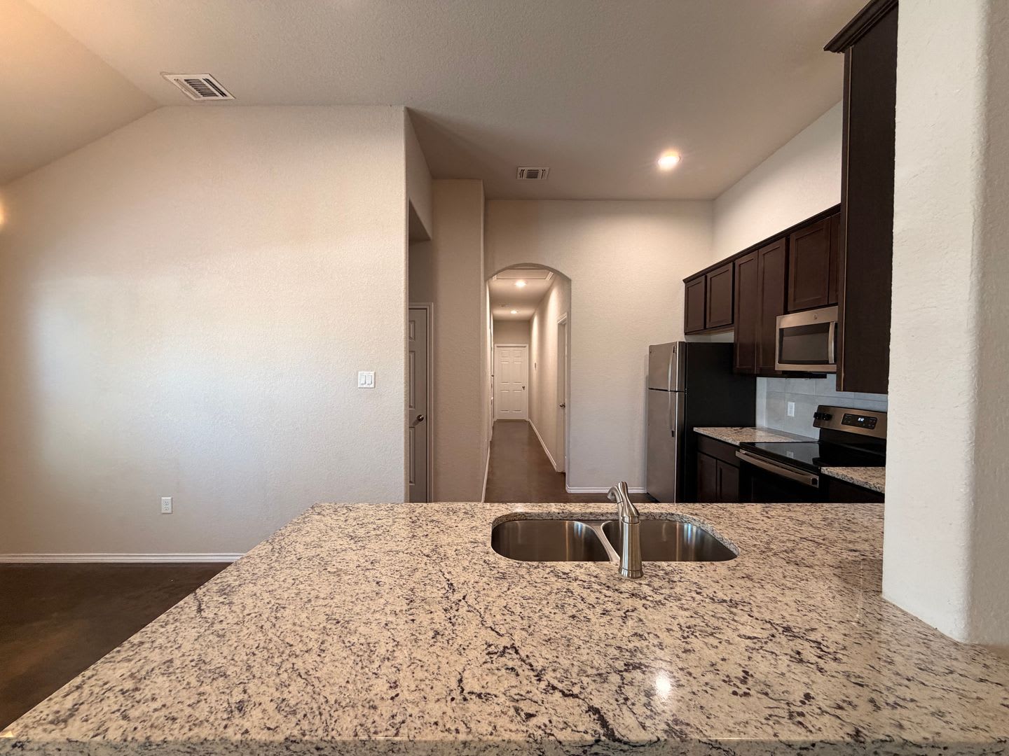 Luxury 3/2 Duplex in Seguin, Texas – photo 5