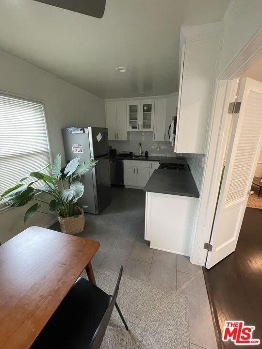 9608 W Olympic Blvd – photo 5