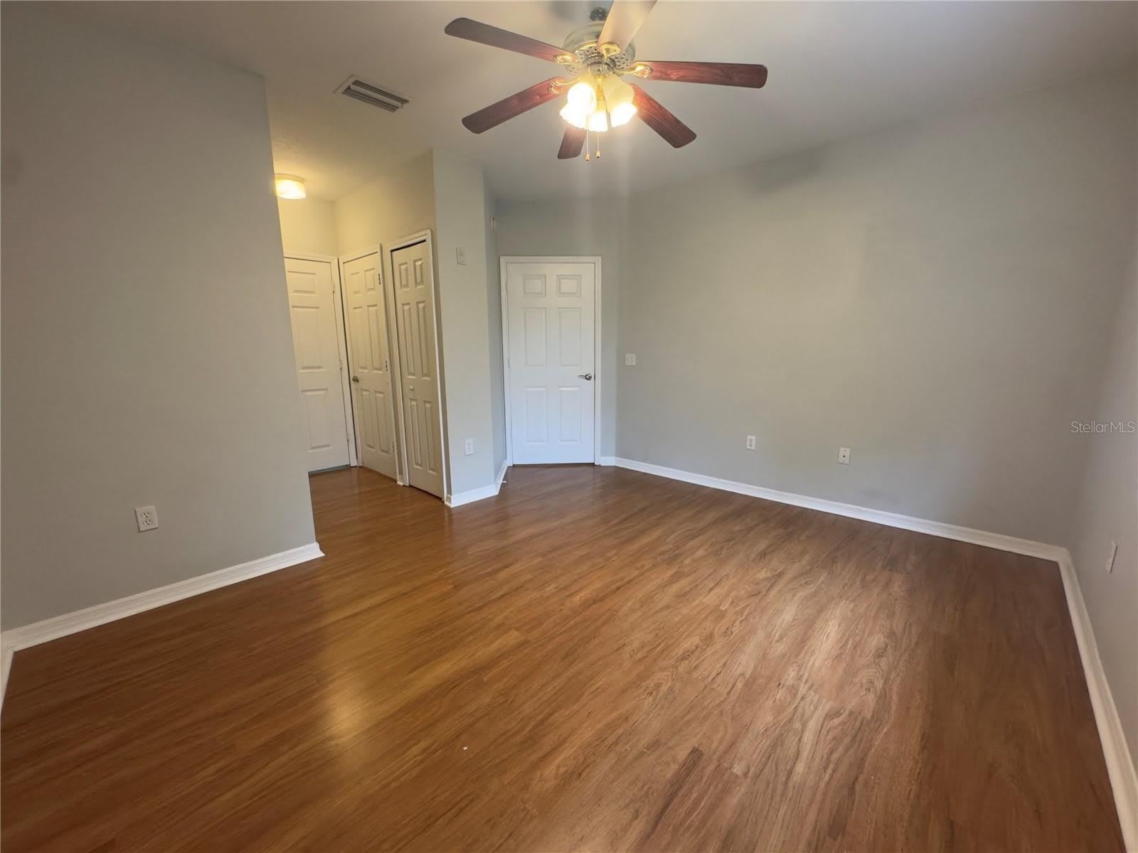 9507 AMBERDALE Court – photo 5