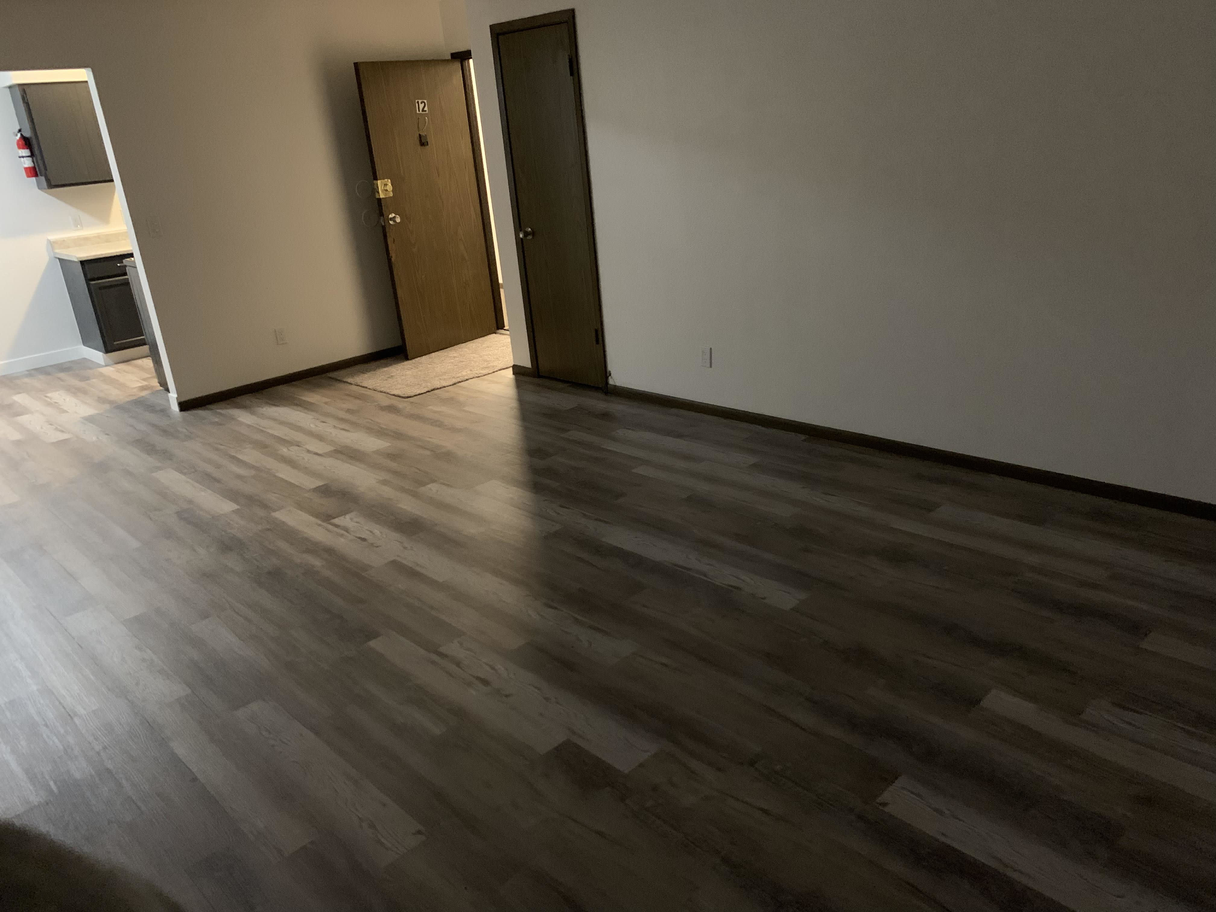 1229 Ravenwood Rd – photo 5