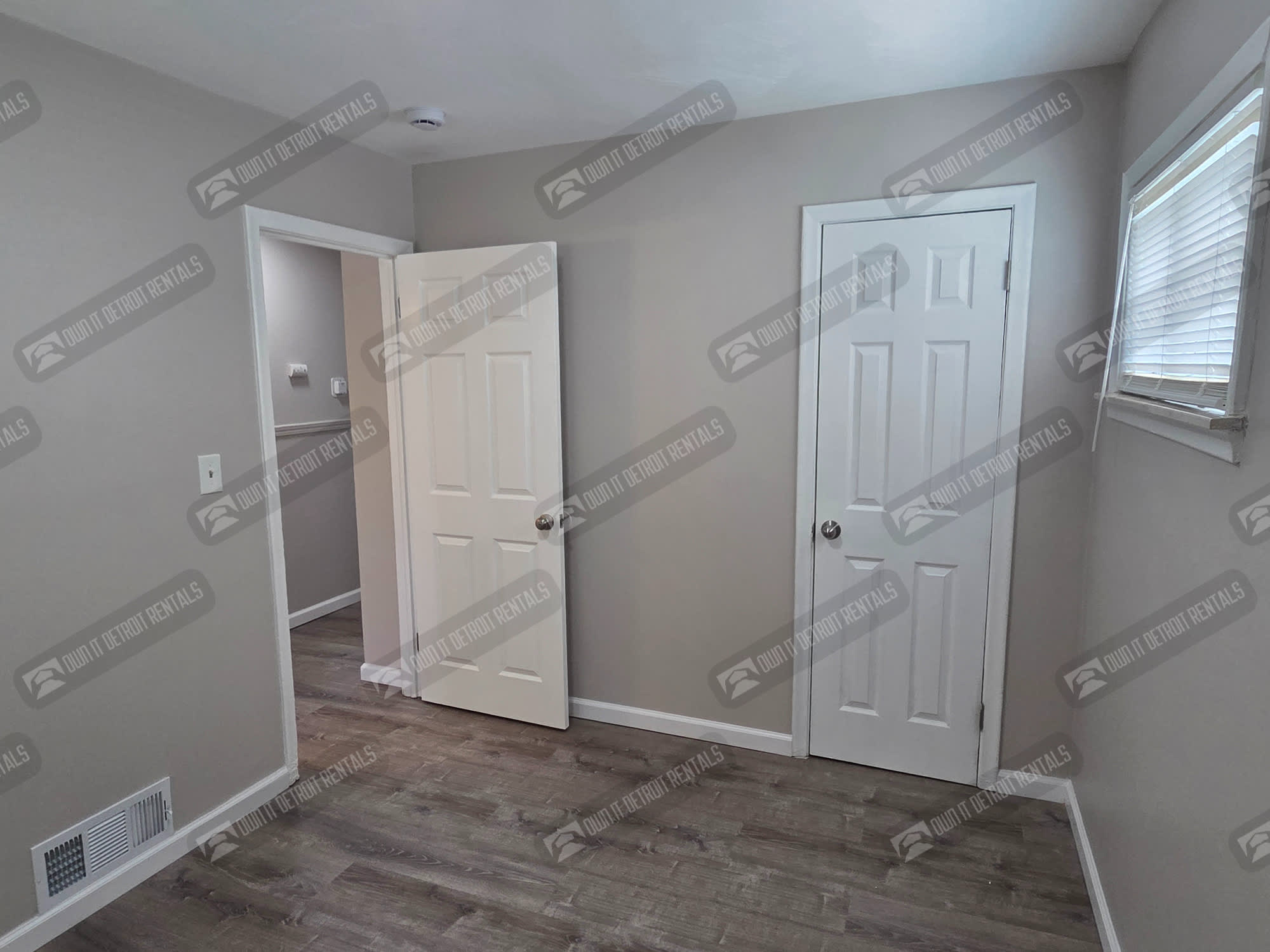 13065 Sherman Ave – photo 5