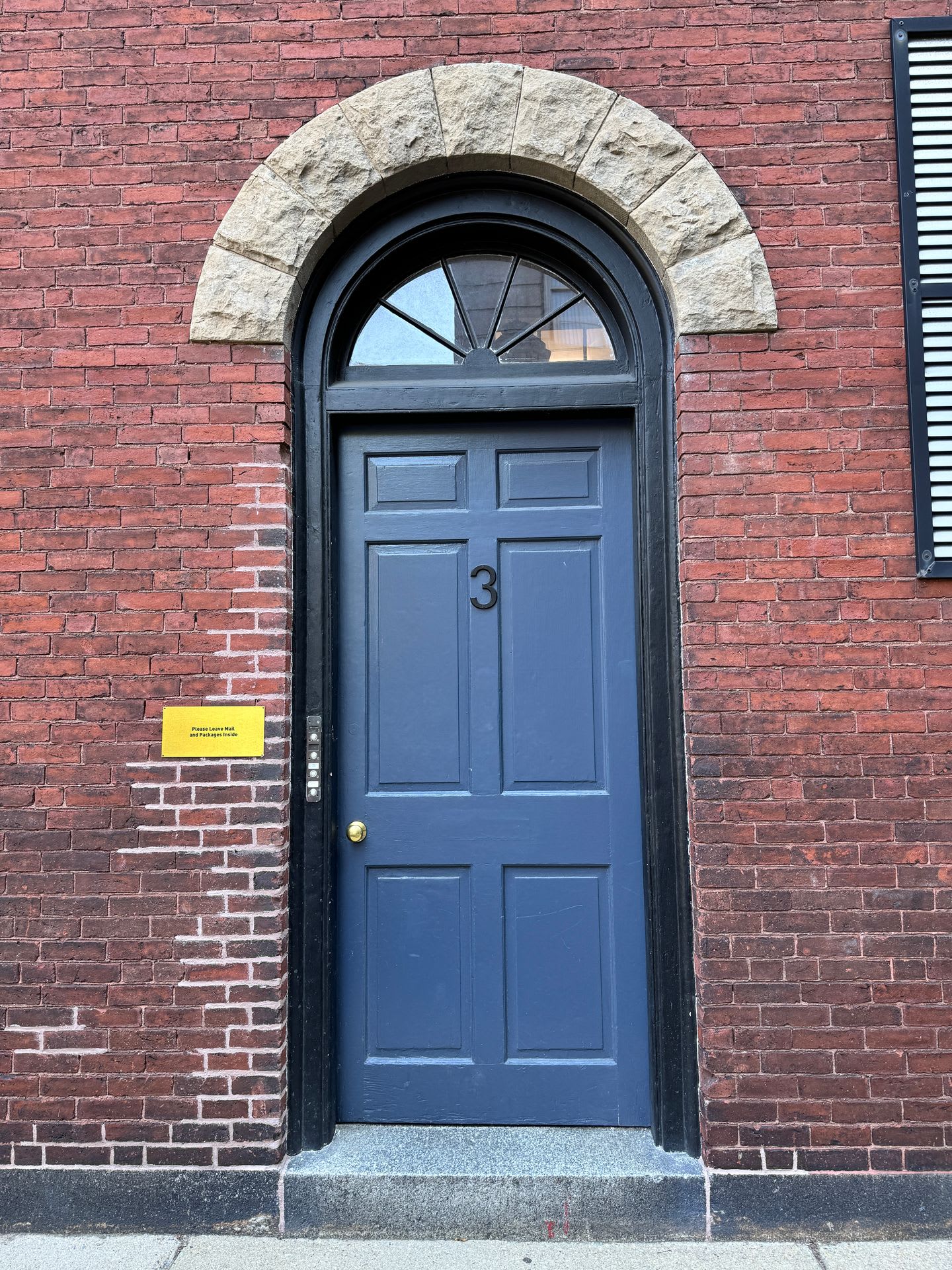 3 Bartlett St – photo 4