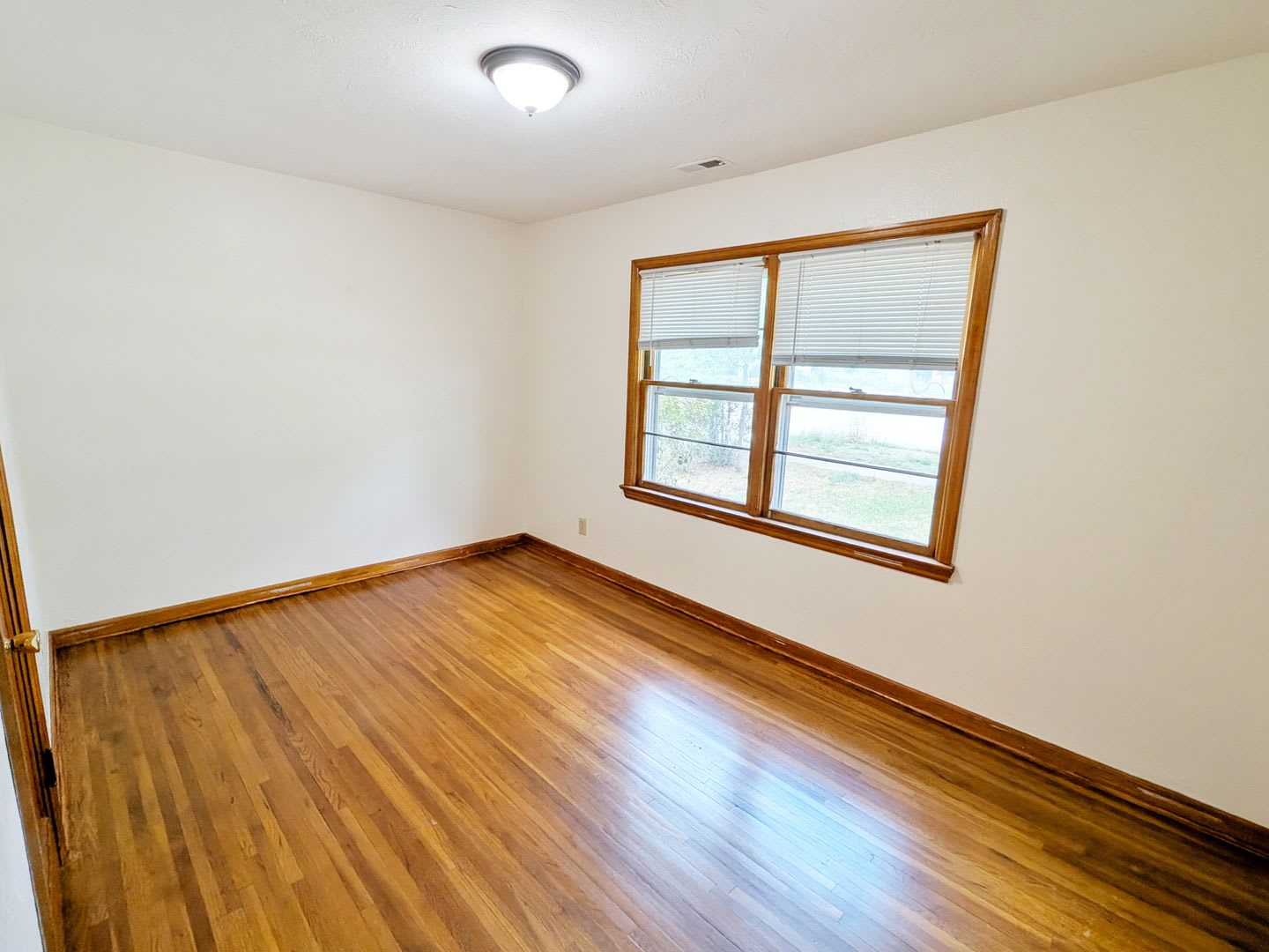 Old North End Bungalow – photo 5