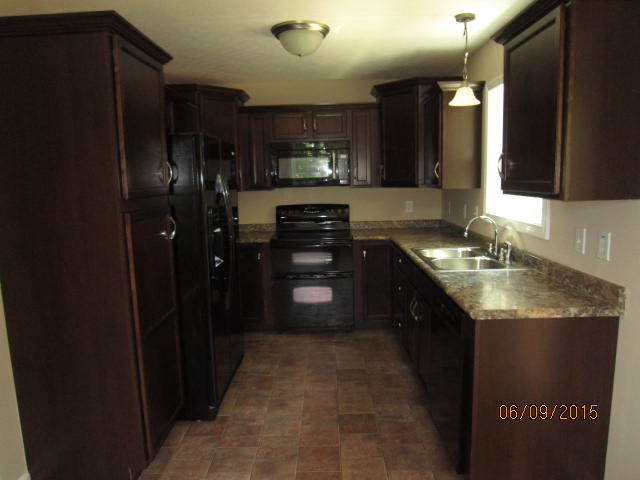 3 Bedroom 2 1/2 Bath Home For Rent Near Trenton Road! – photo 4