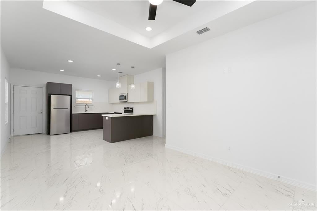 5800 Notre Dame Avenue – photo 3