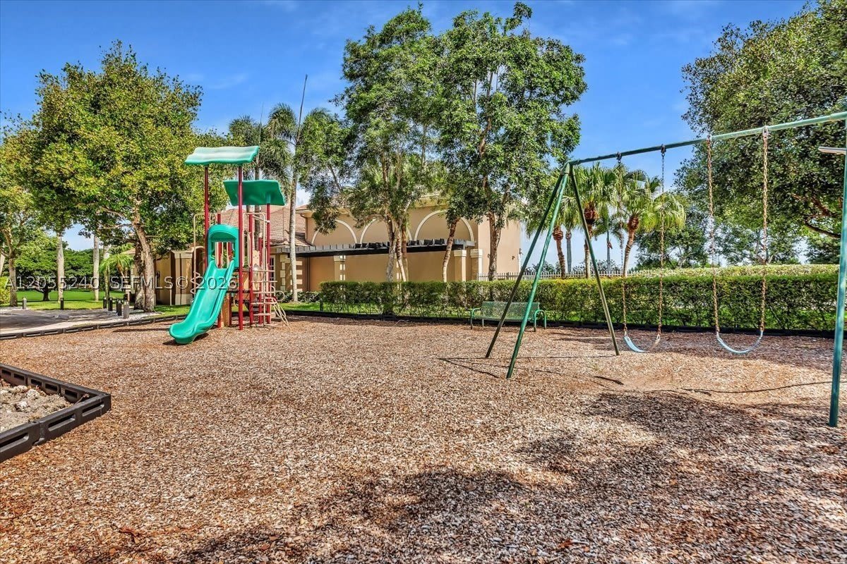 6228 SW 194th Ave – photo 4