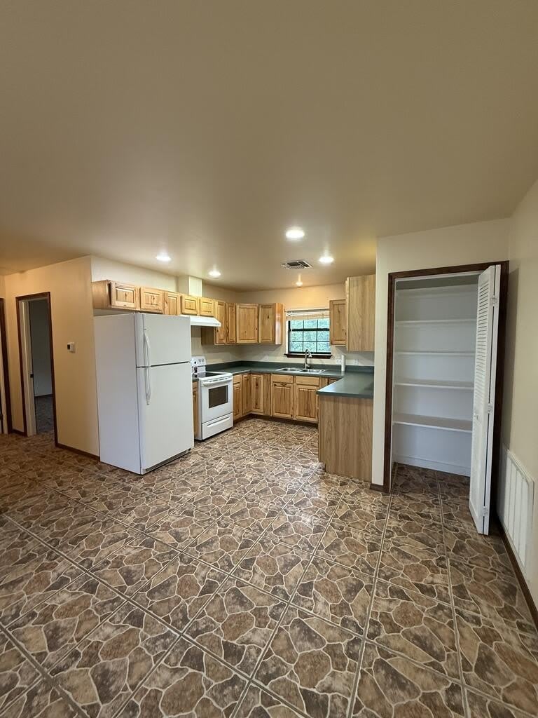 1441 Hidden Acres Rd – photo 3