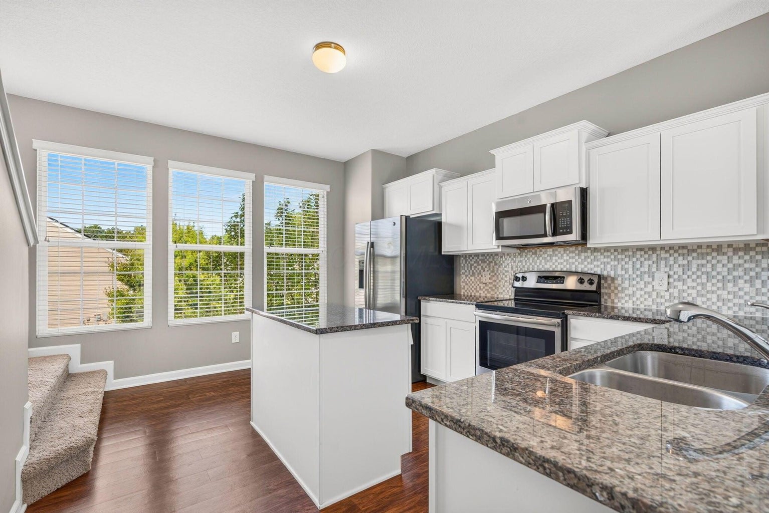 5652 Pittsford Drive – photo 4