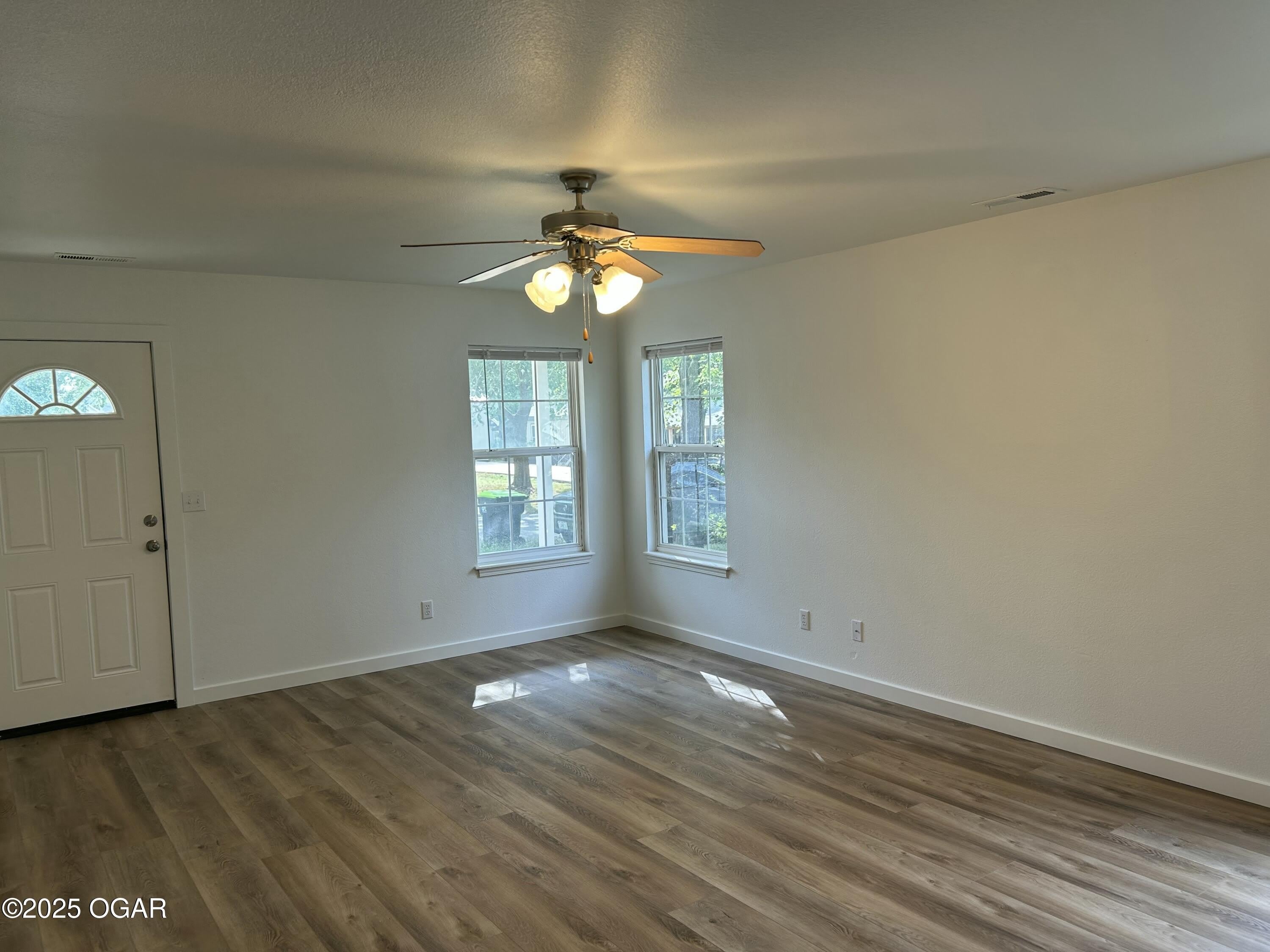 612 N Devon Street – photo 2