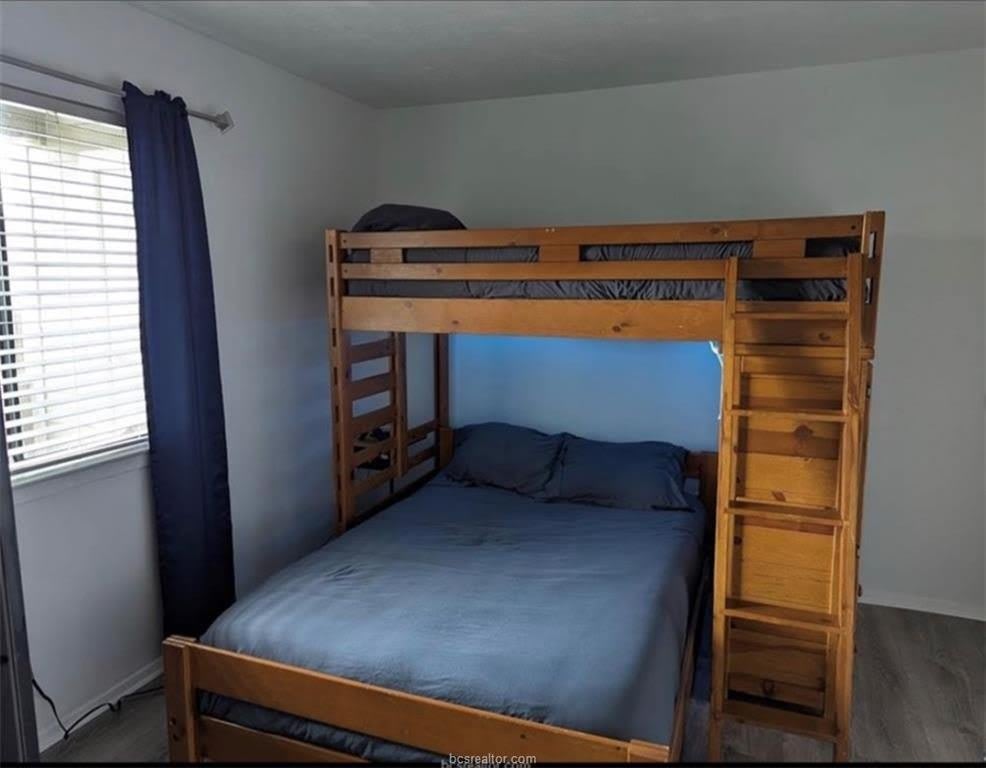 1901 Holleman Drive – photo 5