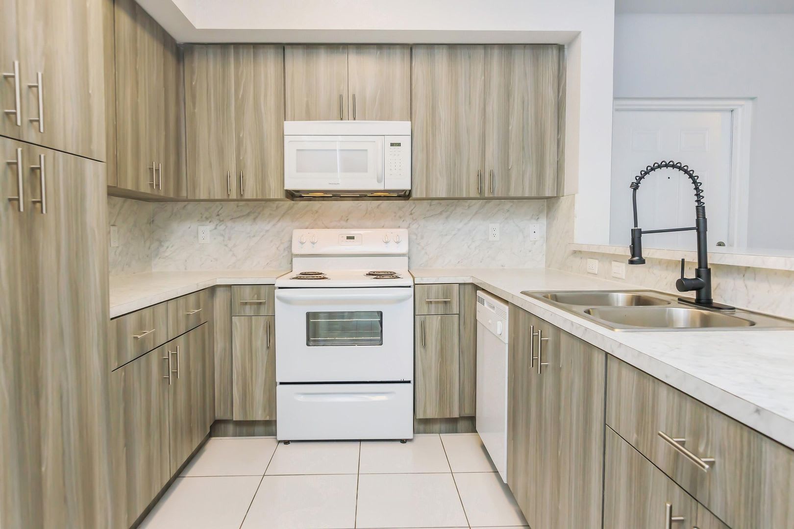 11301 Sw 177Th St – photo 3