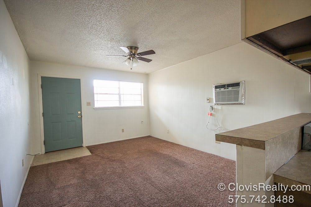 1928 W 21St St – photo 3