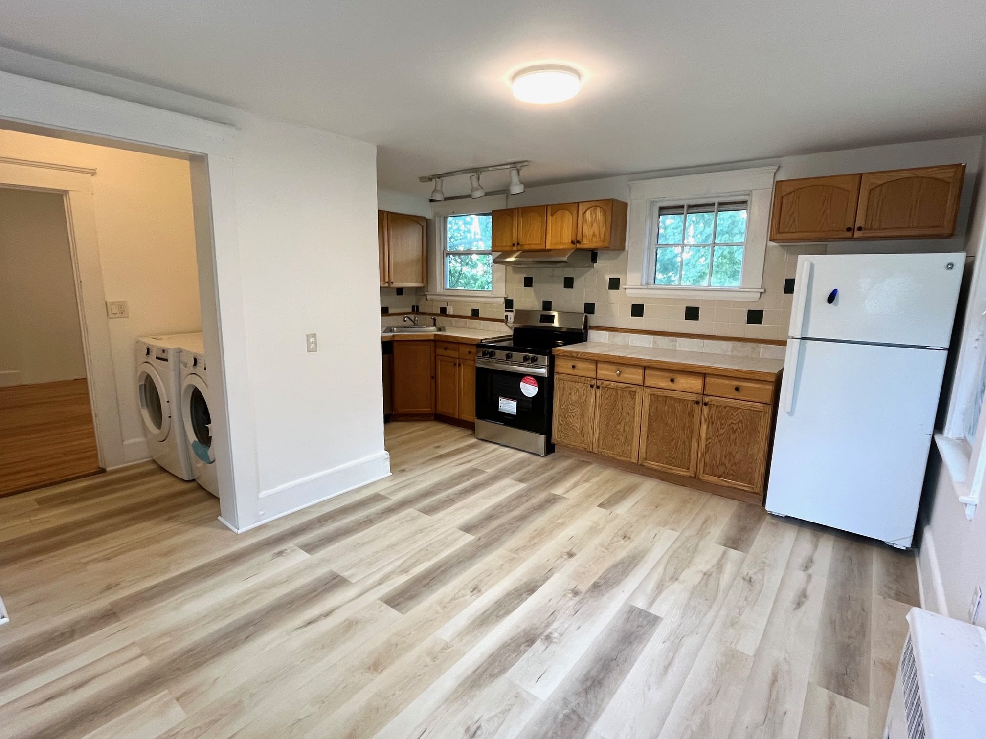 436 Waverley Oaks Road – photo 1