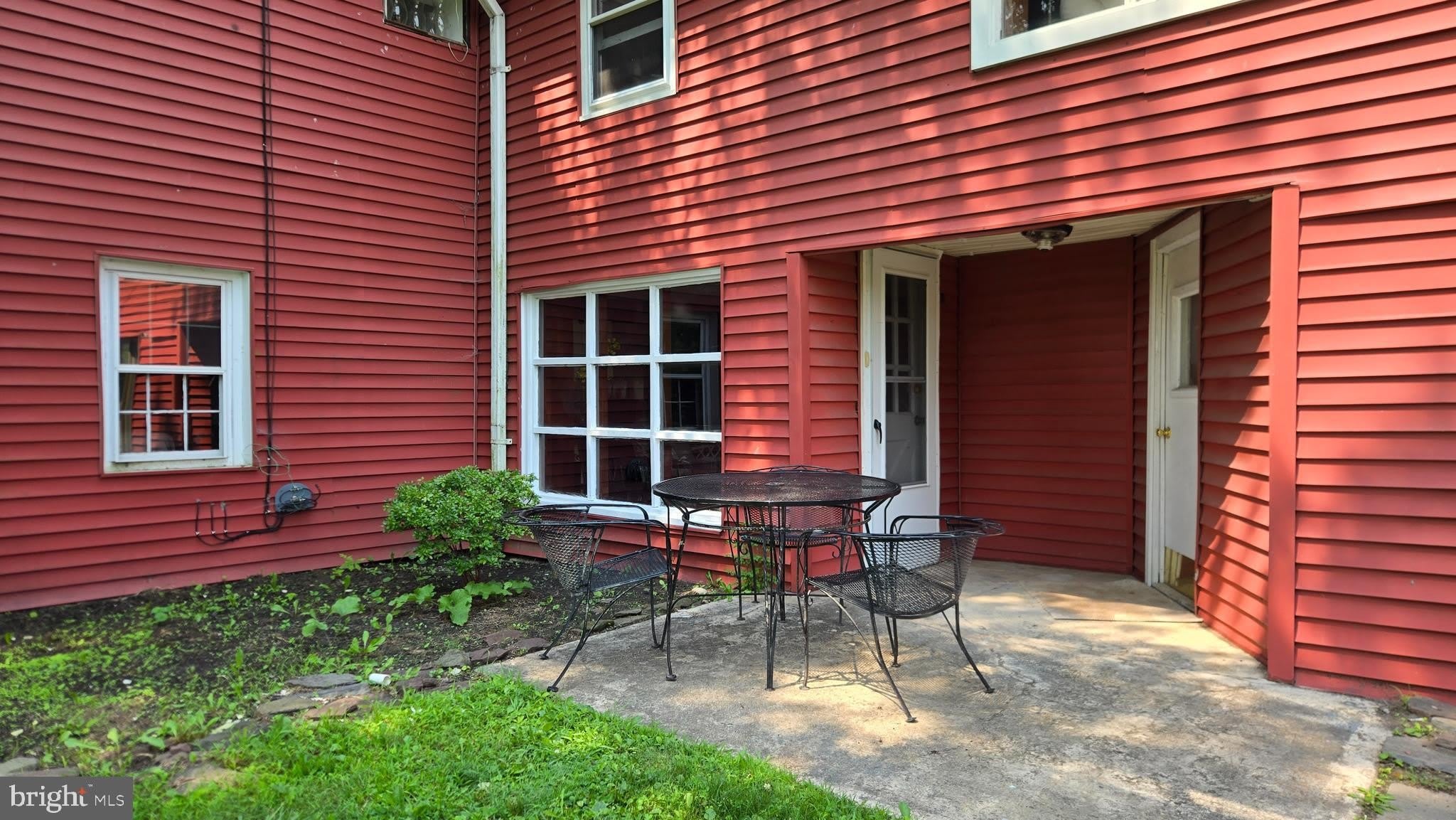253 Dark Hollow Road E – photo 3