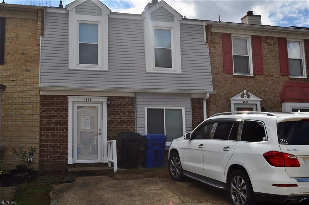 4658 Merrimac Lane – photo 1