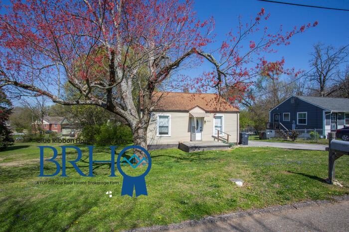 3213 Shields Avenue – photo 3