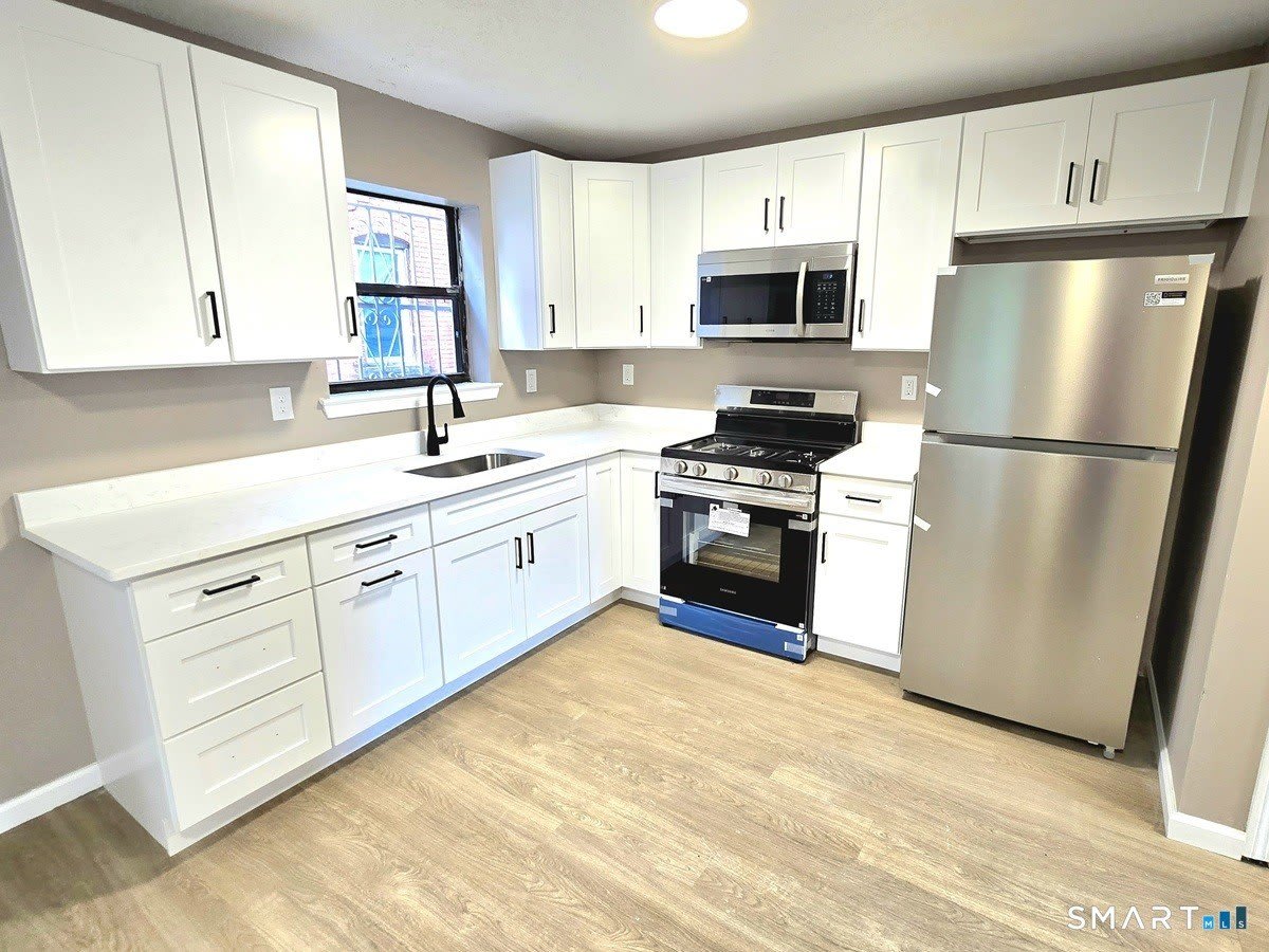 274 Bellevue Street – photo 2