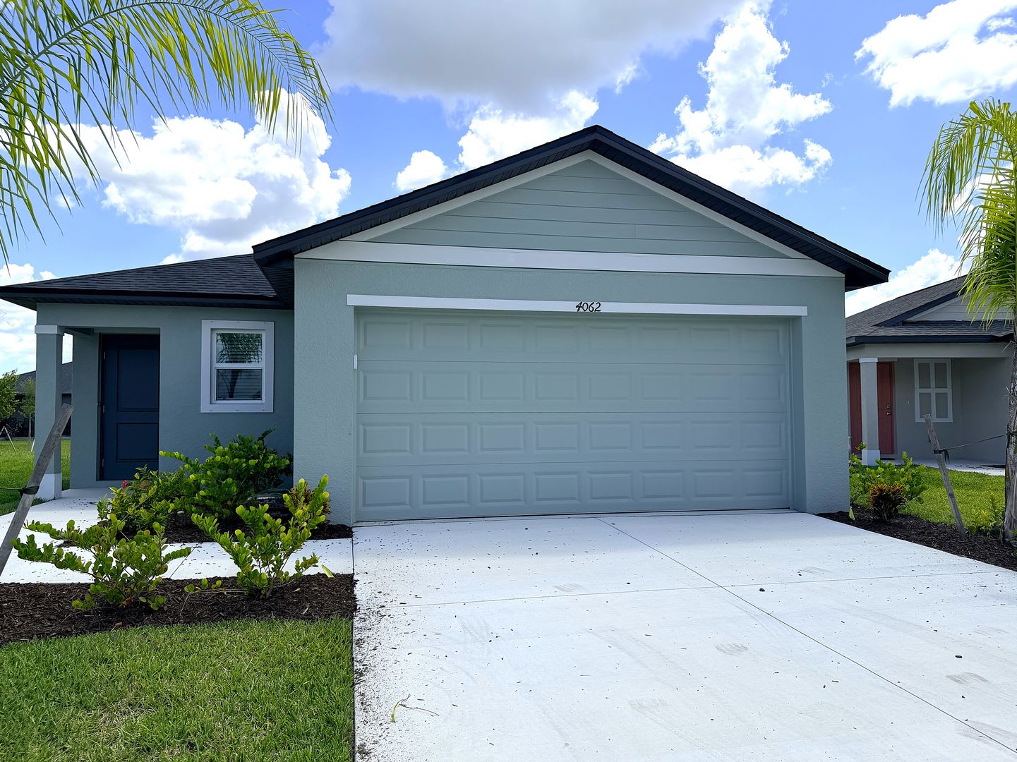 1ST MONTH RENT FREE! 3/2/2 BRAND NEW HOME IN CRANE LANDING!!! – photo 3