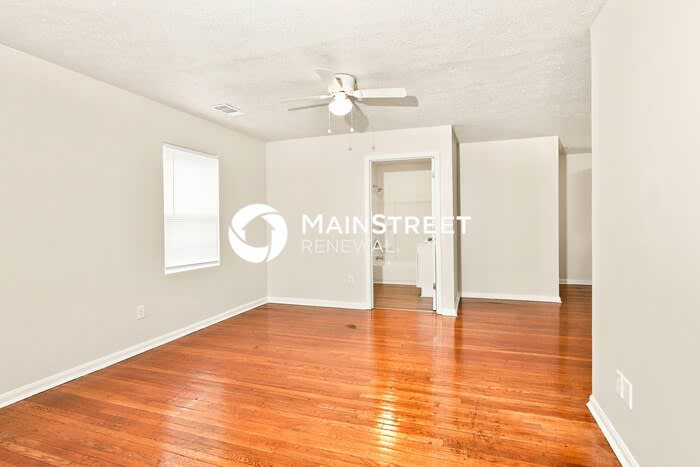 3710 Vermont Avenue – photo 3