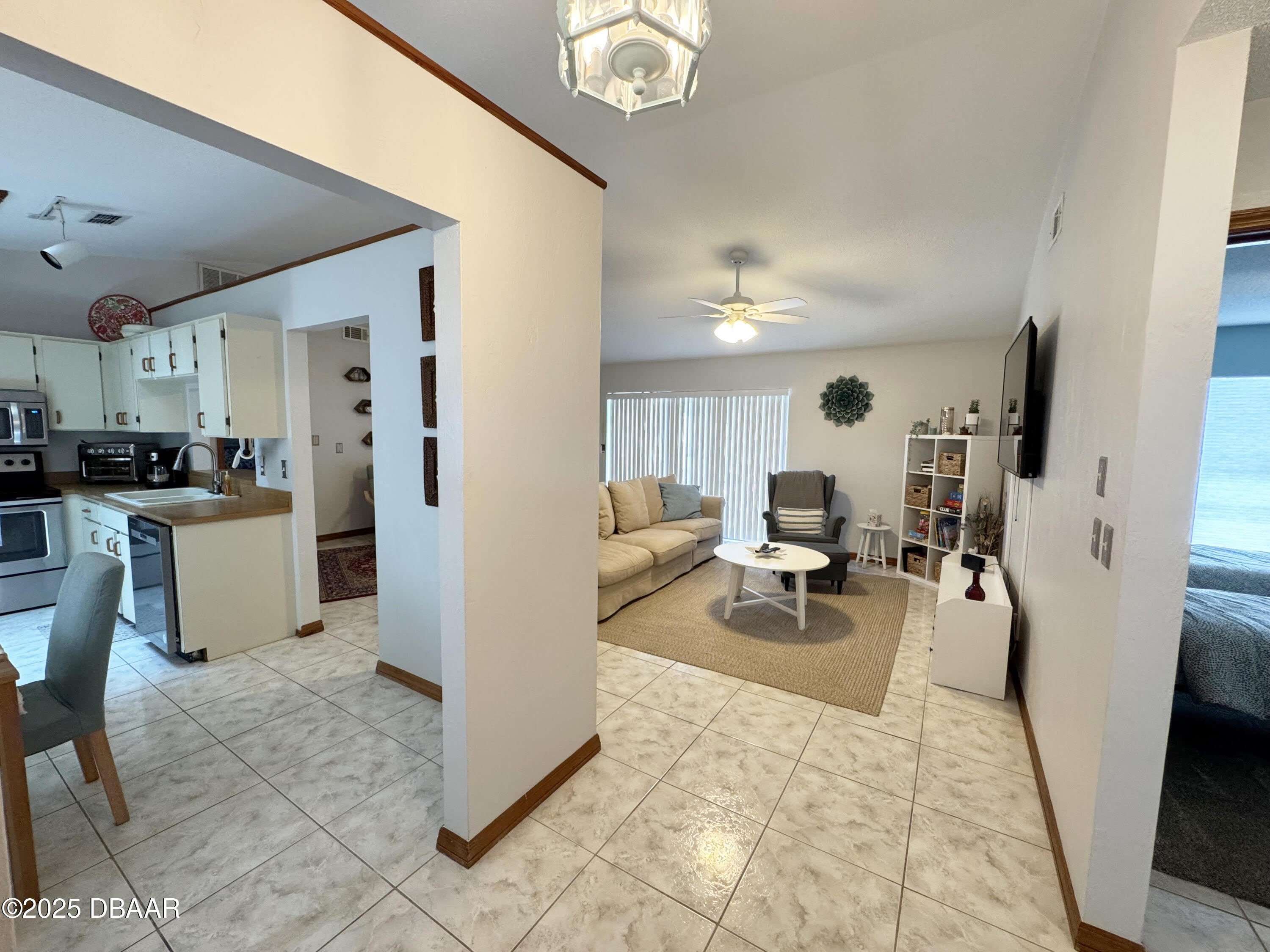54 Capistrano Drive – photo 2